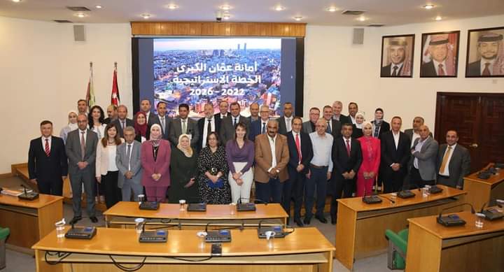 وفد بلدية الخليل يزور أمانة عمان