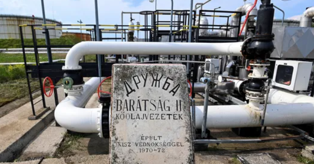 استئناف الإمدادات المتوقع عبر دروجبا يهبط بأسعار النفط