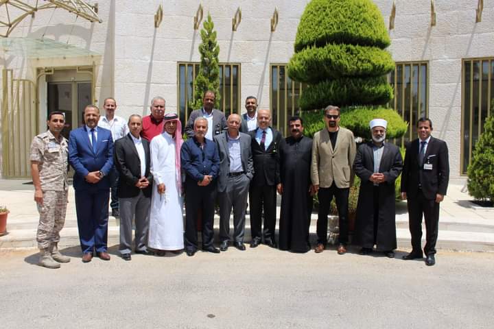 متقاعدون عسكريون يزورون الهيئة الهاشمية للمصابين العسكريين _صور