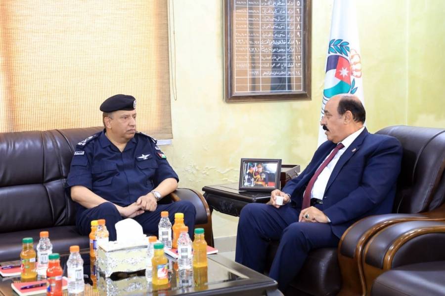 الحواتمة يؤكد على تنفيذ التوجيهات الملكية بدعم رفاق السلاح