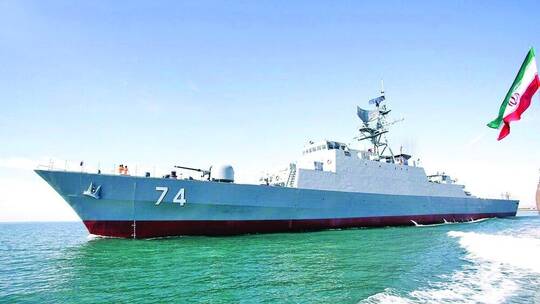 البحرية الإيرانية تصد هجوما على سفينة في البحر الأحمر