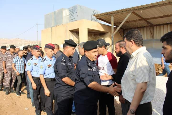 الامن العام  يشيع جثمان النقيب المتقاعد رائد صبري عبدالكريم_صور