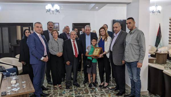 الميثاق يستضيف أبناء أسرى فلسطينيين