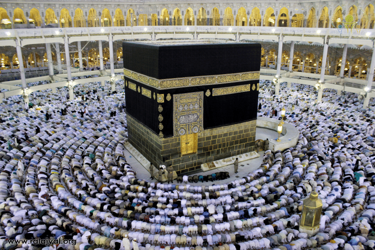 السعودية تتيح تأدية العمرة للقادمين للمملكة بجميع أنواع التأشيرات