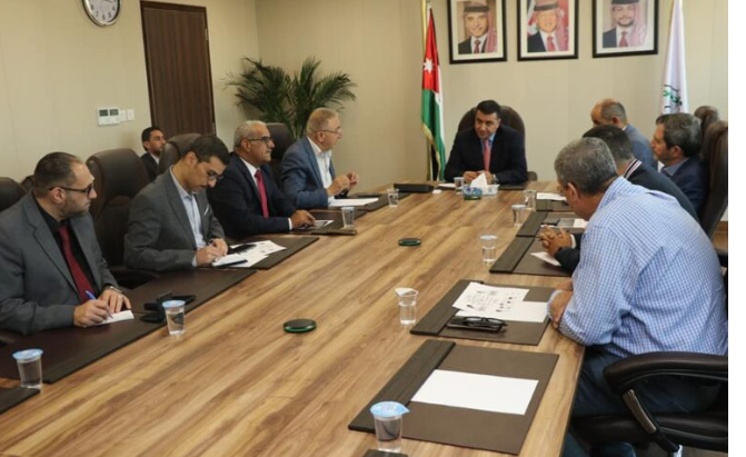 وزير الزراعة: لا تعديل على تعليمات منع استخدام الحمأة