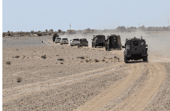 ضبط أسلحة ومركبات ومواد مخدرة وإلقاء القبض على 28 مشتبها بالبادية