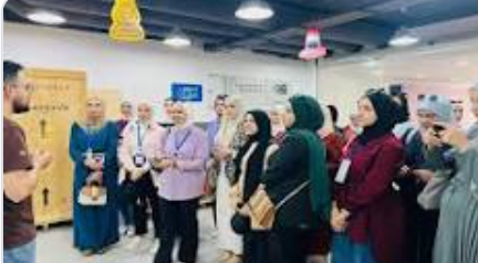 كلية الحجاوي تنظم زيارة علمية لمؤسسة ولي العهد