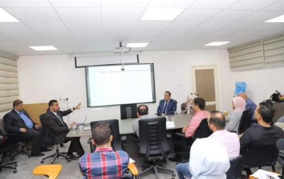 محاضرة علمية لطلبة ماجستير التغذية والتصنيع الغذائي في البلقاء التطبيقية