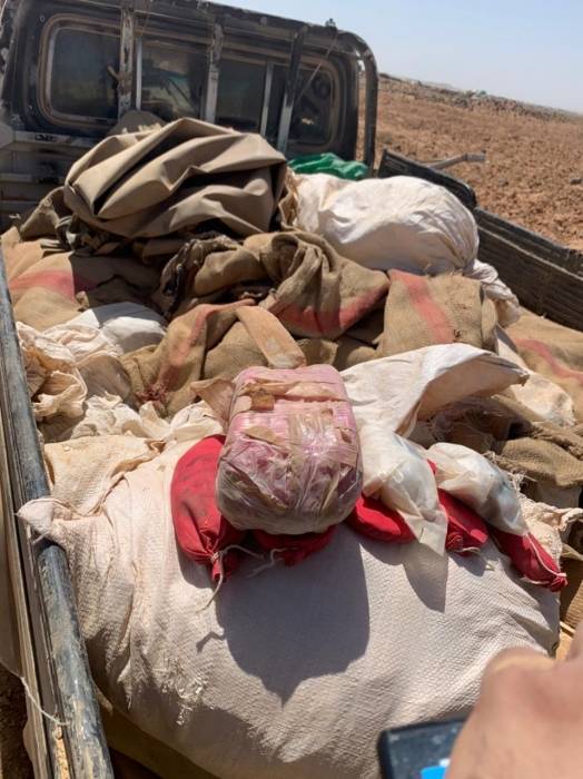 ** الأمن العام يضرب أوكار المخدرات في أكبر مداهمة منذ بدء المرحلة العملياتية الجديدة