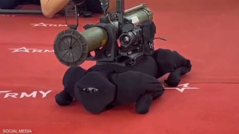 كابوس عسكري أم روبوت منزلي.. ما حقيقة الكلب المسلح؟