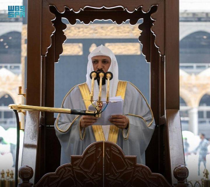 خطيب الحرم المكي يكشف العوامل التي تحقق للعبد معية الله