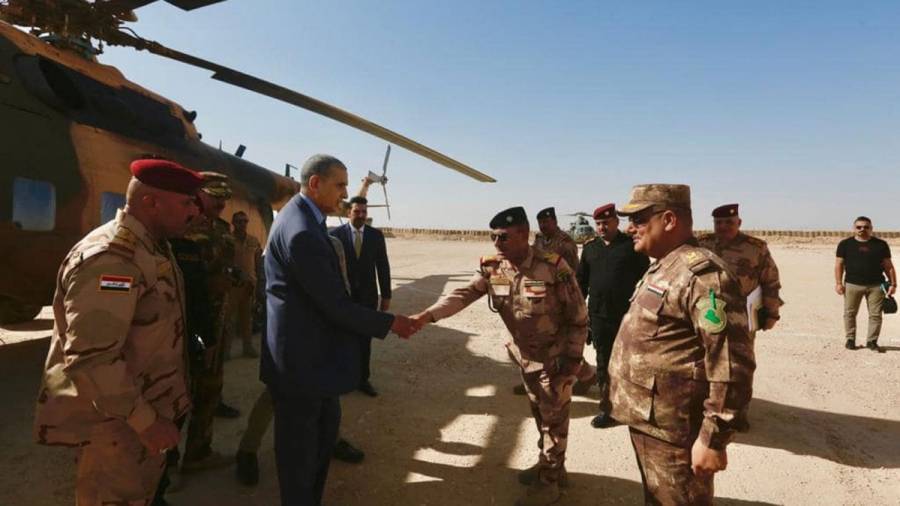 اللواء الخفاجي: وفد عسكري عراقي  على الحدود السورية لمنع تسلل داعش...صور 