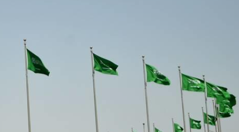 المدينة المنورة: تضرر مركبات وتعطل الحركة جراء الأمطار الغزيرة