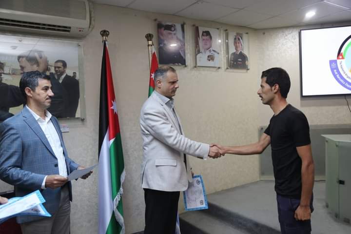 تخريج دورة متخصصة في إدارة مكافحة المخدرات