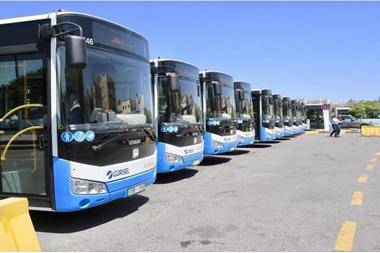 الخرابشة: 700 ألف راكب استخدموا باص عمان في أقل من شهر