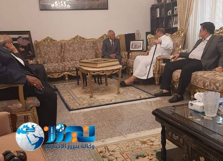 العيسوي في دارة سلامة حماد للاطمئنان على صحته..صور 