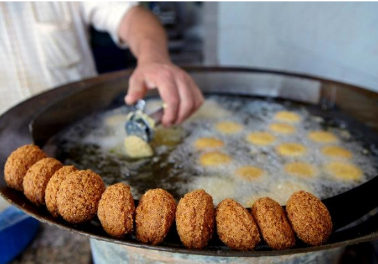 حمادة: ضريبة المطاعم الشعبية بالأردن عقاب للمواطن