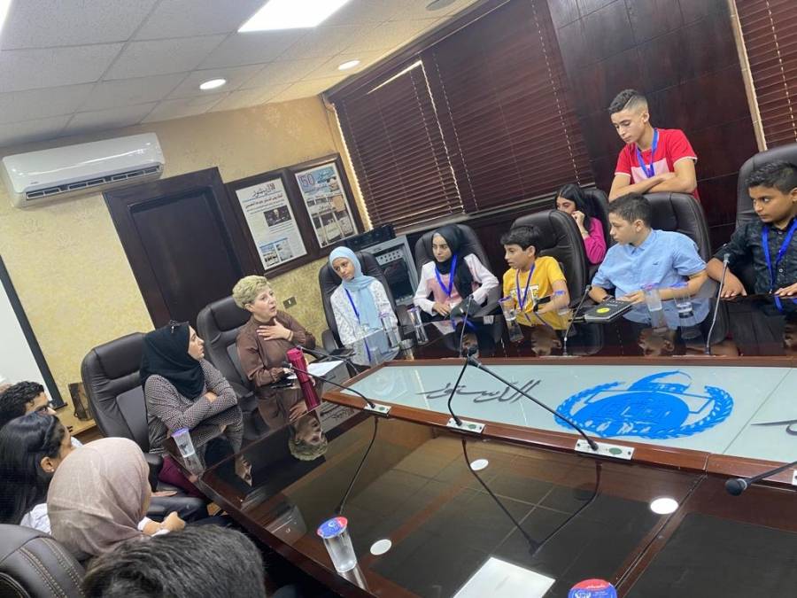 ‏الإعلامي الصغير في ضيافة الدستور