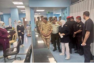 مدير الشؤون الإدارية والقوى البشرية يتفقد مستشفى الأمير زيد بن الحسين العسكري