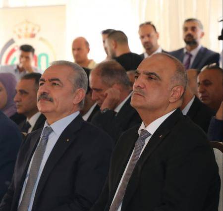 الخصاونة واشتية يدشنان محطة الرامة لتزويد الفلسطينيين بالكهرباء