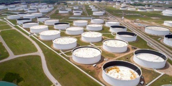 مخزون الخام في الاحتياطي الأمريكي يهبط لأدنى مستوى منذ 1985