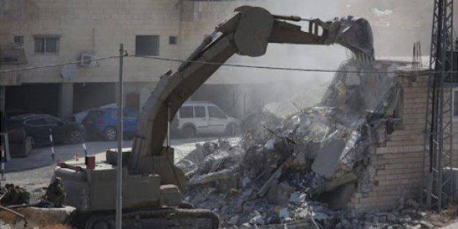 قوات الاحتلال تهدم منزلاً في النقب بالأراضي المحتلة 1948