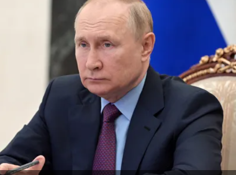 بوتين يوقع مرسوما بزيادة عدد أفراد القوات المسلحة