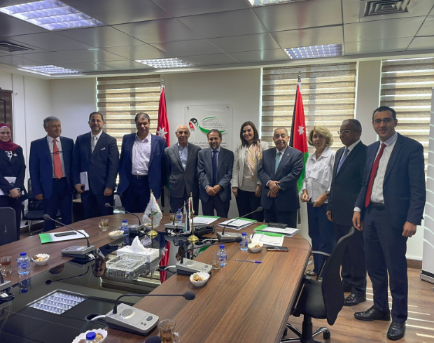 الأمير مرعد يلتقي لجنة التربية والتعليم في مجلس الاعيان