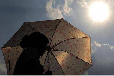 وزارة الصحة تحذر من التعرض لأشعة الشمس من 10 صباحا حتى 3