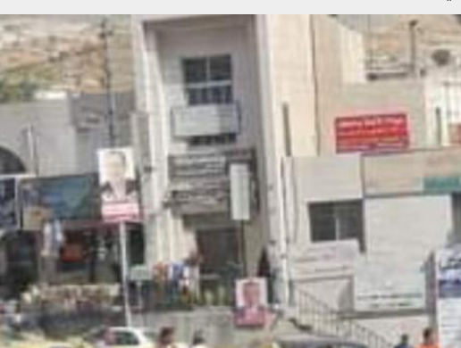 السلط : أزمات مرورية خانقة طوال الوقت يشهدها الوسط التجاري