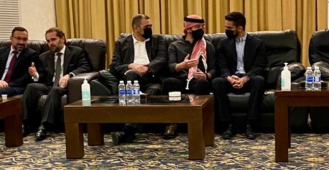 ولي العهد يقدّم واجب العزاء إلى عشيرة الجازي