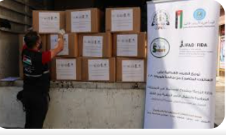 الخيرية الهاشمية وجمعية مسلمون حول العالم تنفيذان مشروع الطرود الغذائية 2022