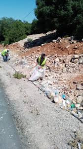 بلدية عجلون تكثف حملات النظافة البيئية