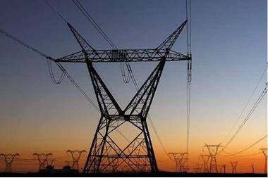 الكهرباء الوطنية: تعاملنا مع حريق بمحول التزويد جنوب عمان أدى لانقطاع محدود للكهرباء