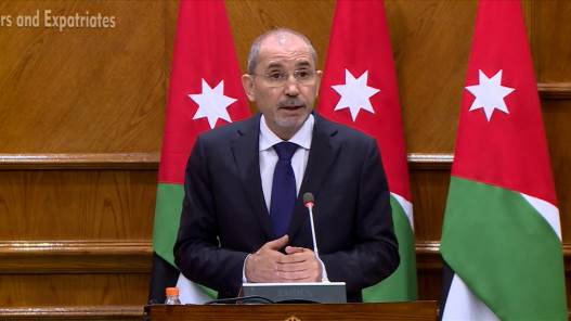 وزير الخارجية يثمن دعم النرويج للأردن في مواجهة عبء اللجوء السوري