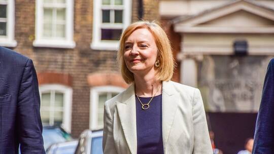 فاينانشال تايمز: تصريحات تراس تزعج الإدارة الأمريكية