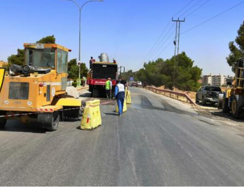 أشغال ناعور تطرح عطاء صيانة طرق على حساب مشاريع اللامركزية بمبلغ 966 ألف دينار