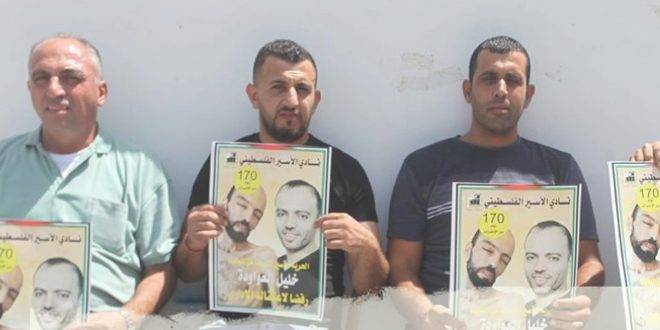 وقفات في عدة مدن بالضفة الغربية دعماً للأسرى في سجون الاحتلال