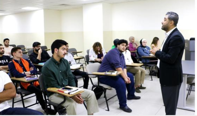 طلبة حقوق الشرق الأوسط يحاورون مستشار الضمان الاجتماعي