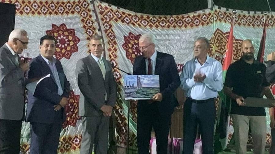 عبيدات يرعى حفل تكريم المتفوقين بالثانوية العامة في منطقة حرثا .. مصور