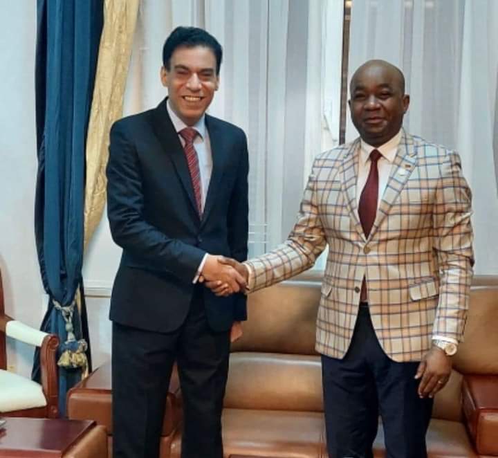 السفير المصري في مالابو يلتقي رئيس مجلس النواب في غينيا الاستوائية