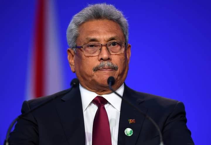 رئيس سريلانكا المخلوع يعود إلى بلاده.. بعد فراره إلى سنغافورة في يوليو الماضي