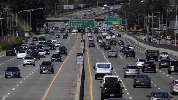 كاليفورنيا تواجه توحّش المناخ بخطة ضد سيارات الوقود