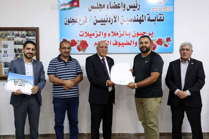 خلال حفل أداء القسم القانوني في فرع المهندسين في عجلون _صور