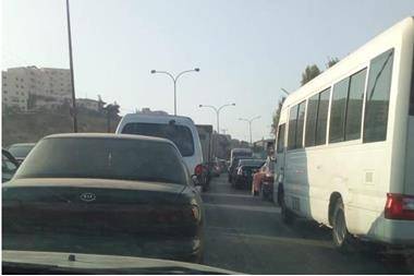 مداخل العاصمة عمان تشهد ازدحامات مرورية