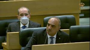 الخصاونة: بيع البترا مزاعم كاذبة وغير لائقة