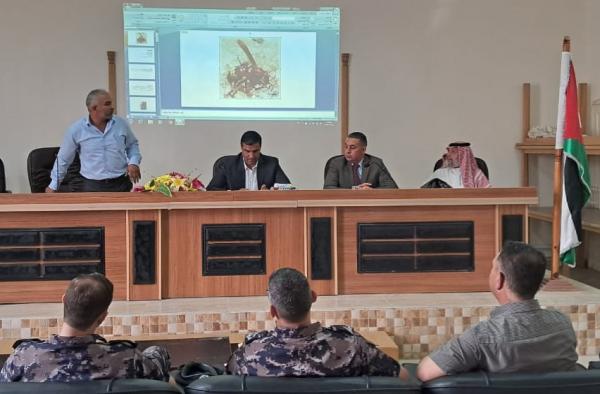 دورة تدريبية في زراعة إربد حول مكافحة حشرة الدبور الأحمر