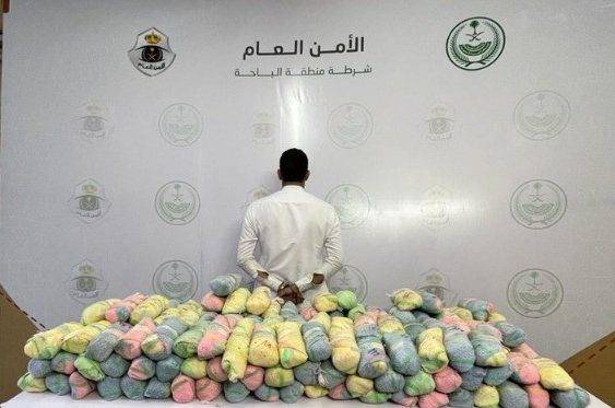 ضبط مواطن  بحوزته (92.7) كجم «قات» في بلجرشي بالسعودية