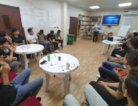 ورشة حول القيادة الفاعلة في مركز شباب ساكب