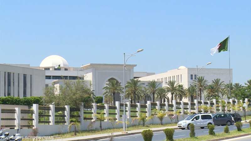 البداية من القاهرة.. خطوة جزائرية بشأن القمة العربية